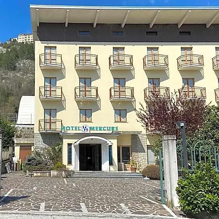 Mercure Hotel Castelluccio Inferiore